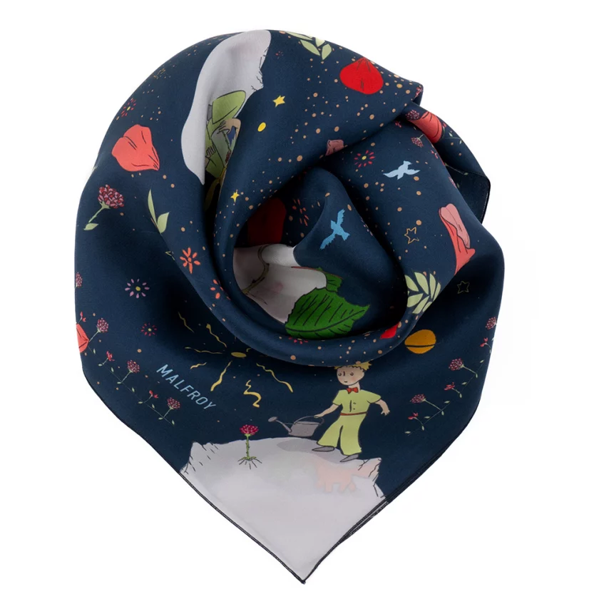 Carré de soie 67, twill de soie imprimé La rose du petit prince - bleu marine