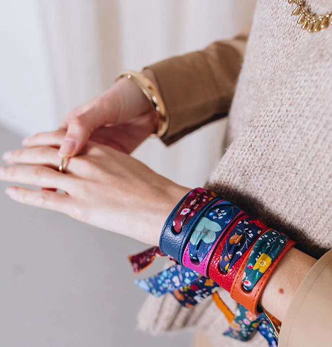 Bracelet Cuir et Lien en Twill de soie imprimé Liberty et Mini Pois de l'artiste Victoria Ball